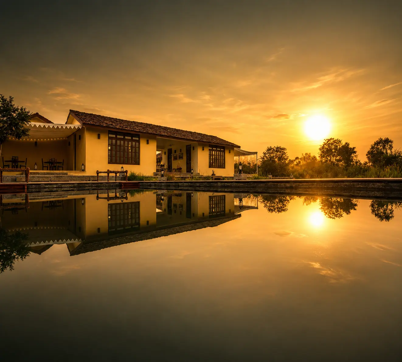 Bijapur Lodge, unscripted 3