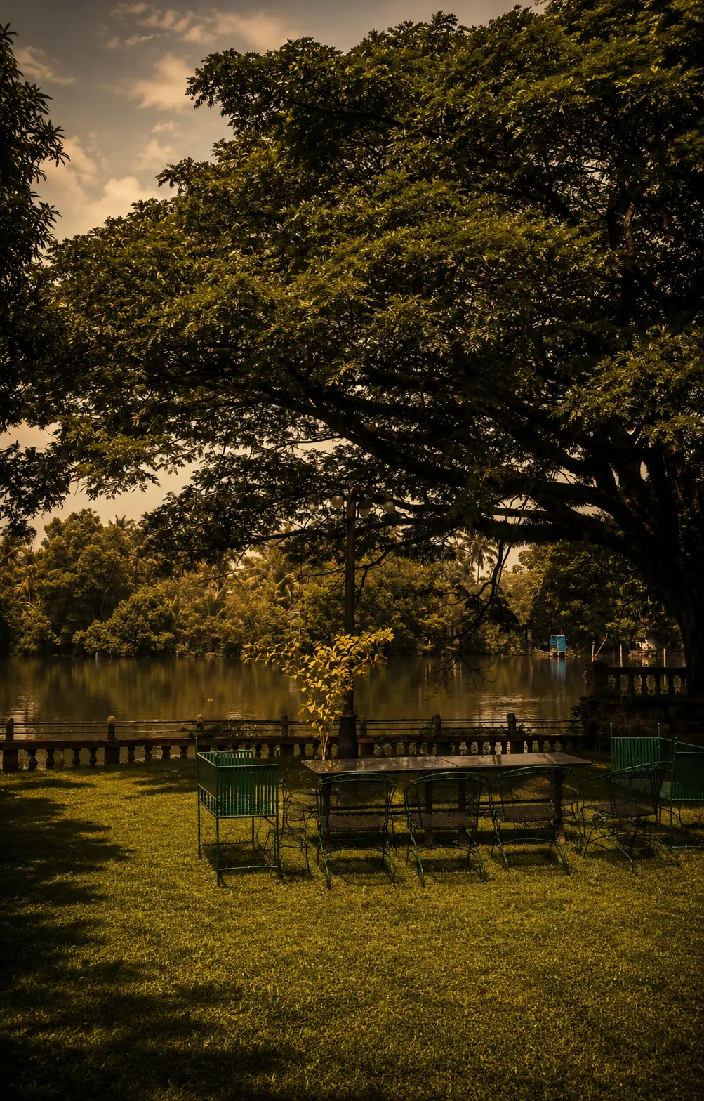Life By The Water, Kaayal Orum